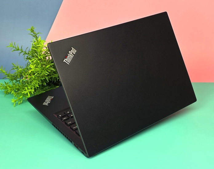 Laptop Lenovo ThinkPad T14s G1 - zdjęcie produktu